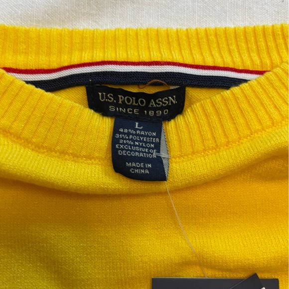 U.S. Polo Assn. yellow sweater - Picture 3 of 4
